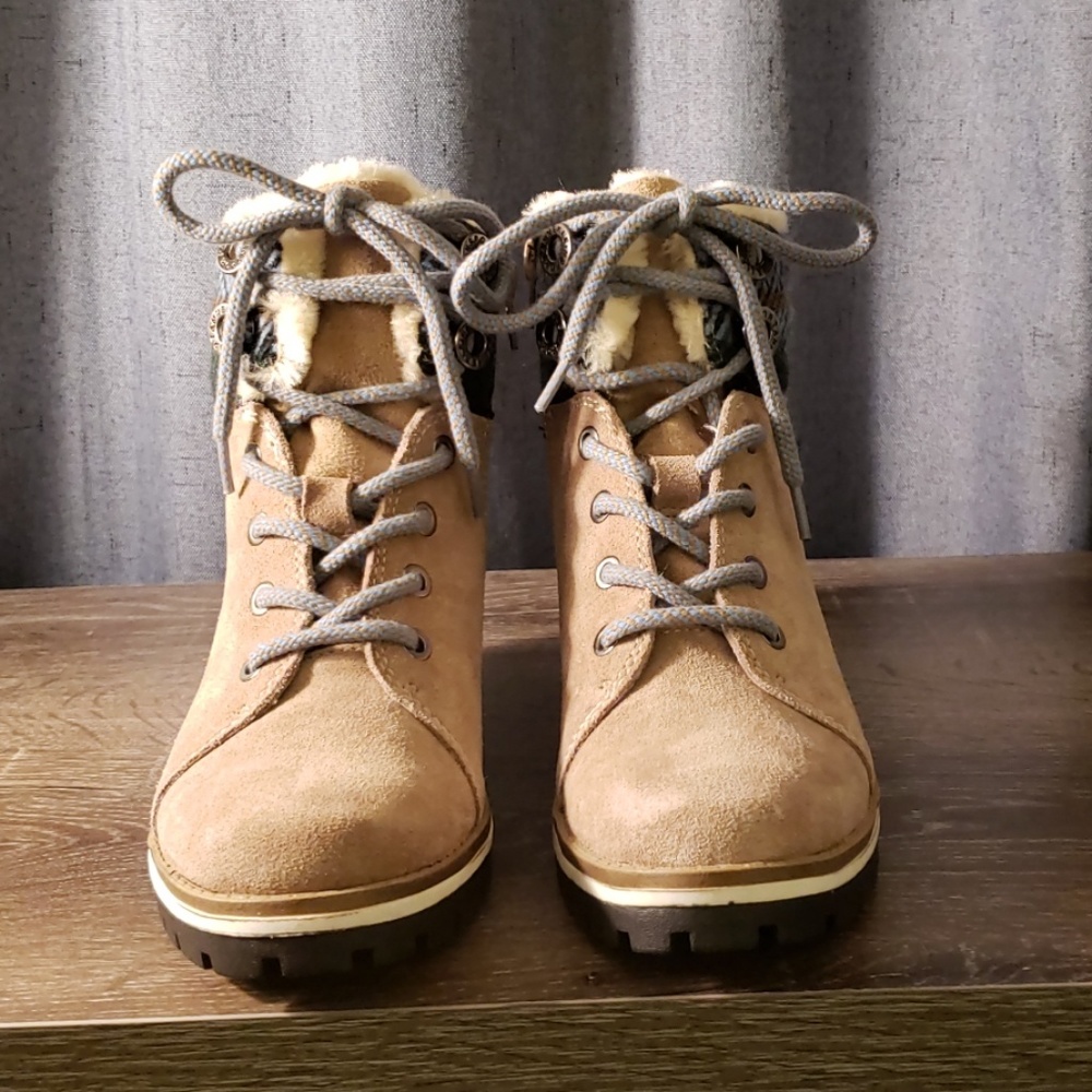 Anne Klein Shearling Langstyn Suede Snow Hike Boot